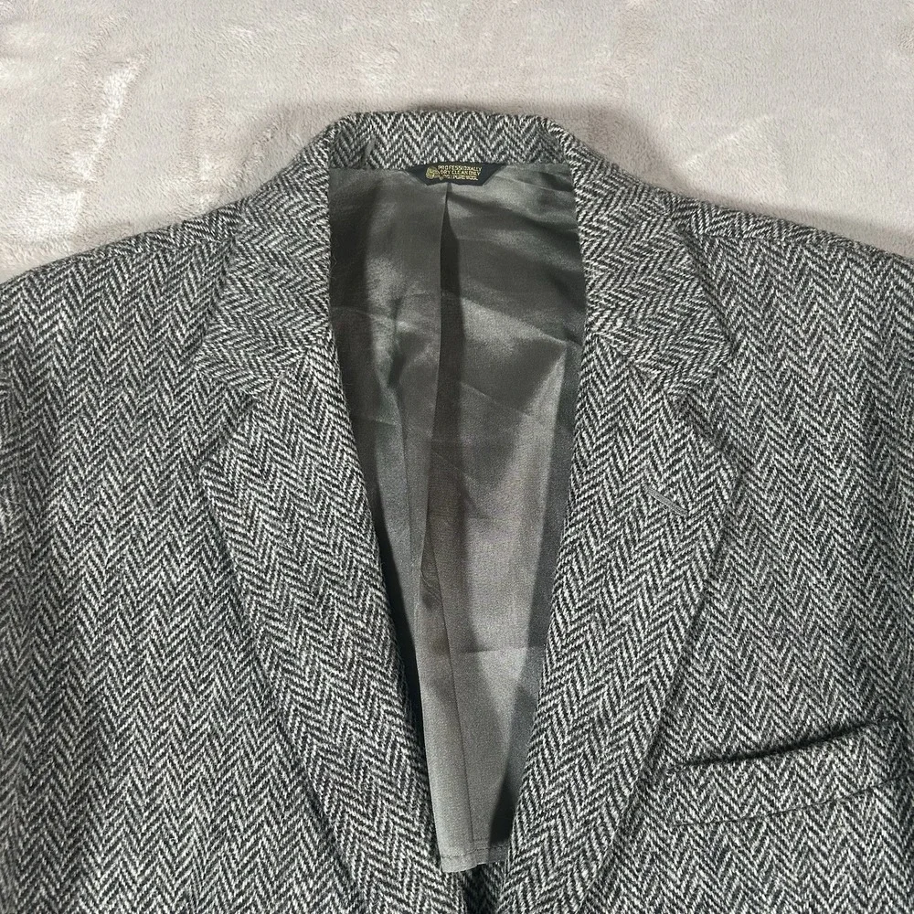 VTG Harris Tweed Blazer Mens 44L Gray Herringbone Pure Scottish Wool Handwoven